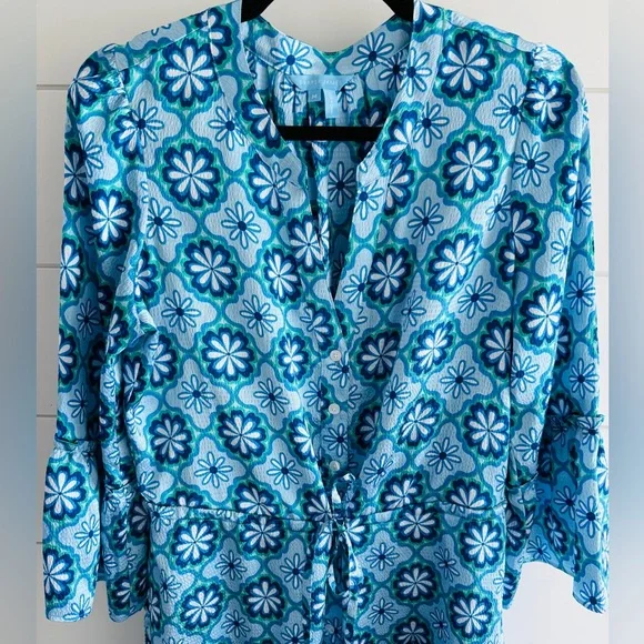 Draper James Avery Shirtdress in Hammered Satin, Size Medium - Picture 2 of 7